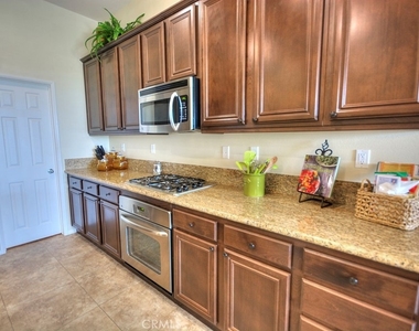 77183 California Drive - Photo Thumbnail 11
