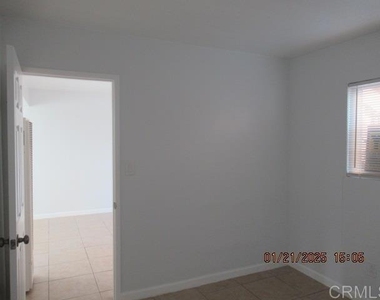 580 Glover Avenue - Photo Thumbnail 11
