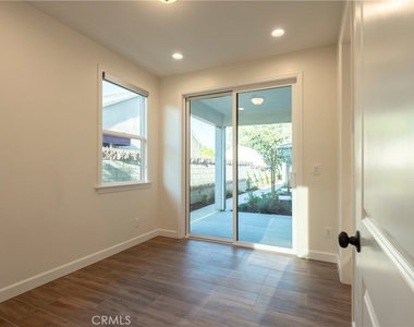 5922 Encinita - Photo Thumbnail 2