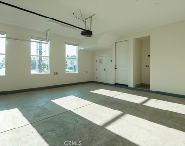 5922 Encinita - Photo Thumbnail 13