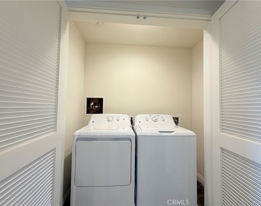 419 N Chandler Avenue - Photo Thumbnail 17