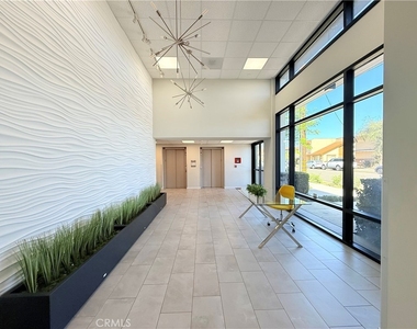 419 N Chandler Avenue - Photo Thumbnail 19