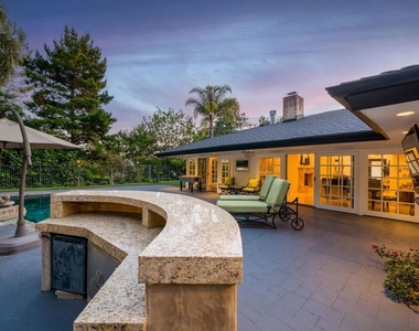 9023 Alto Cedro Drive - Photo Thumbnail 54