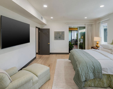 118 N Orlando Avenue - Photo Thumbnail 10