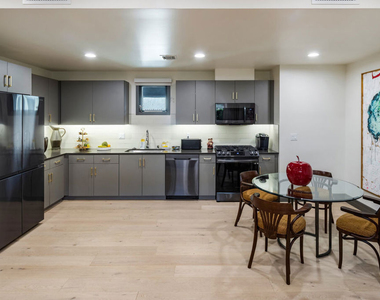 118 N Orlando Avenue - Photo Thumbnail 4