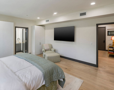 118 N Orlando Avenue - Photo Thumbnail 13