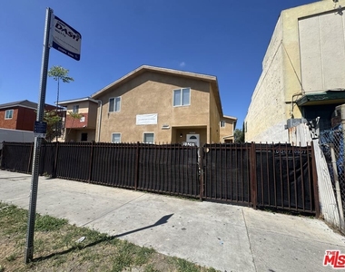 10605 Avalon Boulevard - Photo Thumbnail 1