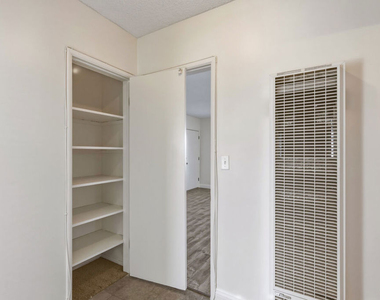 5117 Crenshaw Boulevard - Photo Thumbnail 19