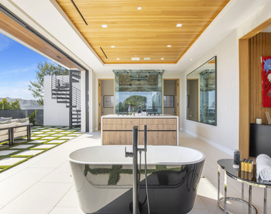 1033 Somera Road - Photo Thumbnail 40