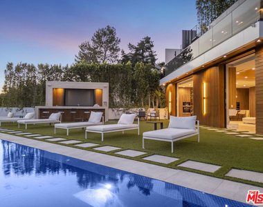 1033 Somera Road - Photo Thumbnail 65