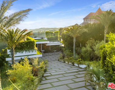 1033 Somera Road - Photo Thumbnail 2