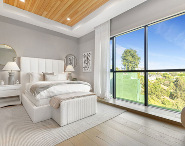 1033 Somera Road - Photo Thumbnail 47