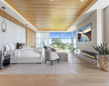 1033 Somera Road - Photo Thumbnail 37