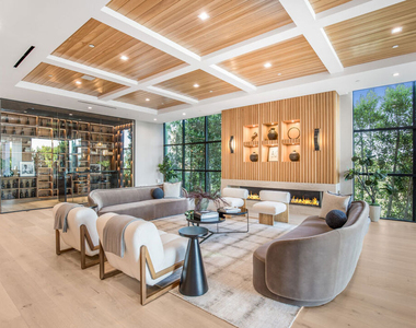 1033 Somera Road - Photo Thumbnail 20