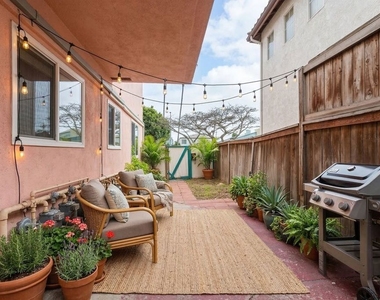 7825 W Manchester Avenue - Photo Thumbnail 7