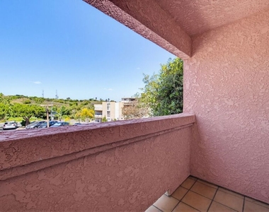 4810 S La Brea Avenue - Photo Thumbnail 6