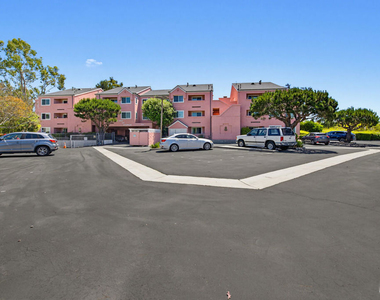 4810 S La Brea Avenue - Photo Thumbnail 23