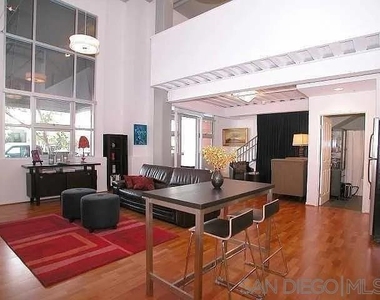 1501 Front St - Photo Thumbnail 4