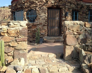 2540 S Araby Drive - Photo Thumbnail 2