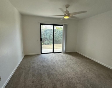 1150 E Palm Canyon Drive - Photo Thumbnail 15