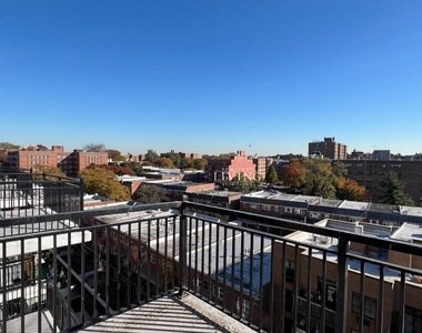 Northern Boulevard - Photo Thumbnail 8