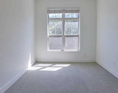 2265 Marietta Blvd Nw - Photo Thumbnail 15