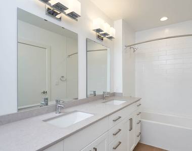 8020 161st Ave Northeast - Photo Thumbnail 19