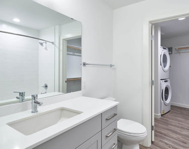 8020 161st Ave Northeast - Photo Thumbnail 20