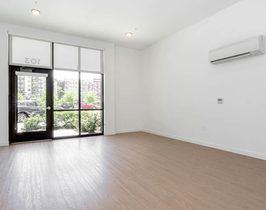 8020 161st Ave Northeast - Photo Thumbnail 15