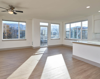 16015 Cleveland Street - Photo Thumbnail 68