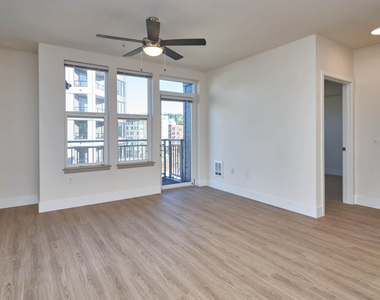 16015 Cleveland Street - Photo Thumbnail 57