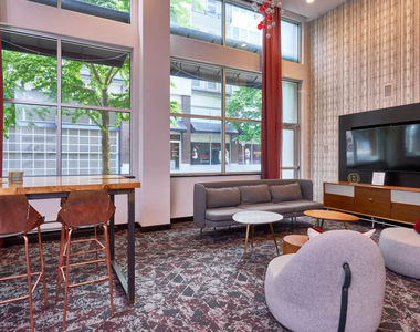 16015 Cleveland Street - Photo Thumbnail 27