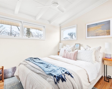 58 N Howells Point Road - Photo Thumbnail 10