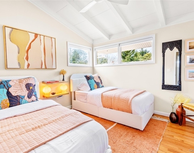 58 N Howells Point Road - Photo Thumbnail 12