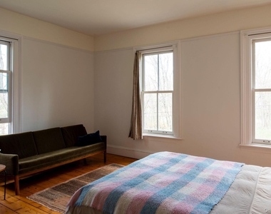 225 Barrytown Road - Photo Thumbnail 14