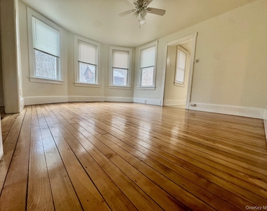 82 State Street - Photo Thumbnail 5
