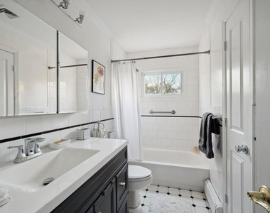 23 N Westbury Road - Photo Thumbnail 8
