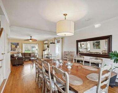 23 N Westbury Road - Photo Thumbnail 6
