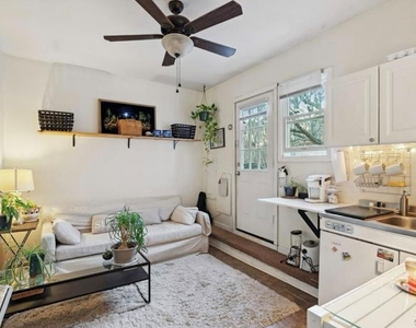 23 N Westbury Road - Photo Thumbnail 9