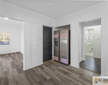 29 Grant Street - Photo Thumbnail 11