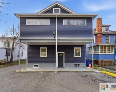 29 Grant Street - Photo Thumbnail 16