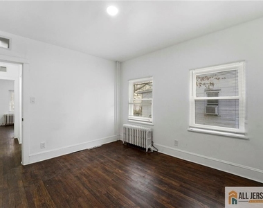 29 Grant Street - Photo Thumbnail 6