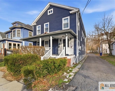 29 Grant Street - Photo Thumbnail 2