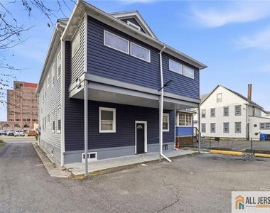 29 Grant Street - Photo Thumbnail 15