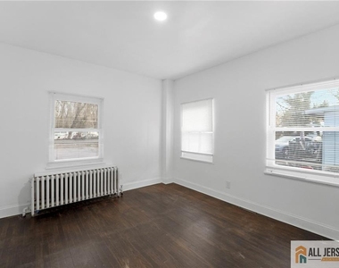 29 Grant Street - Photo Thumbnail 8