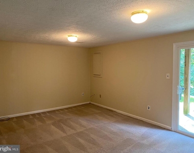 2804 Cambridge Drive - Photo Thumbnail 26
