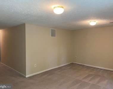 2804 Cambridge Drive - Photo Thumbnail 27