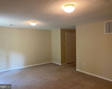 2804 Cambridge Drive - Photo Thumbnail 28