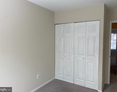 2804 Cambridge Drive - Photo Thumbnail 21