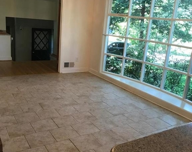 6218 Nelway Drive - Photo Thumbnail 3